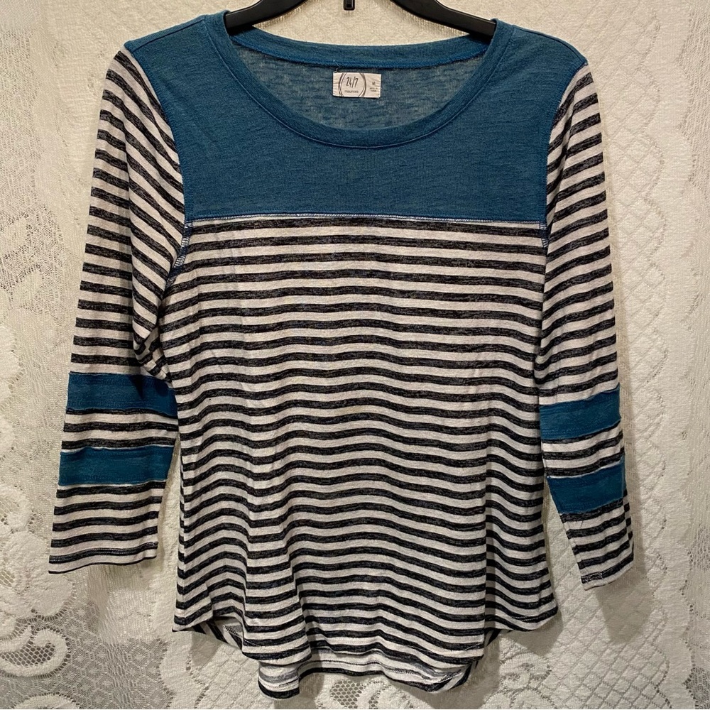 Maurices shirt
